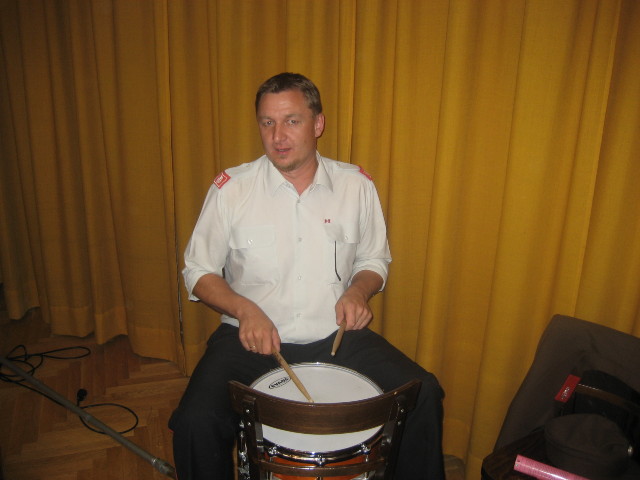 Jeder versuchte sich an einem Instrument!