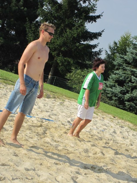 Wort nua, der Boi kummt eh von söbst umi
